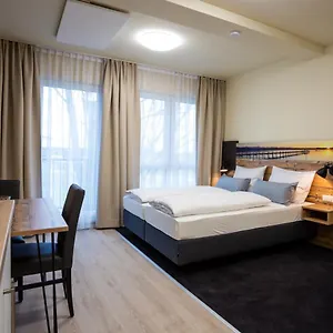 - Boardinghouse Magnetsried Gasthof